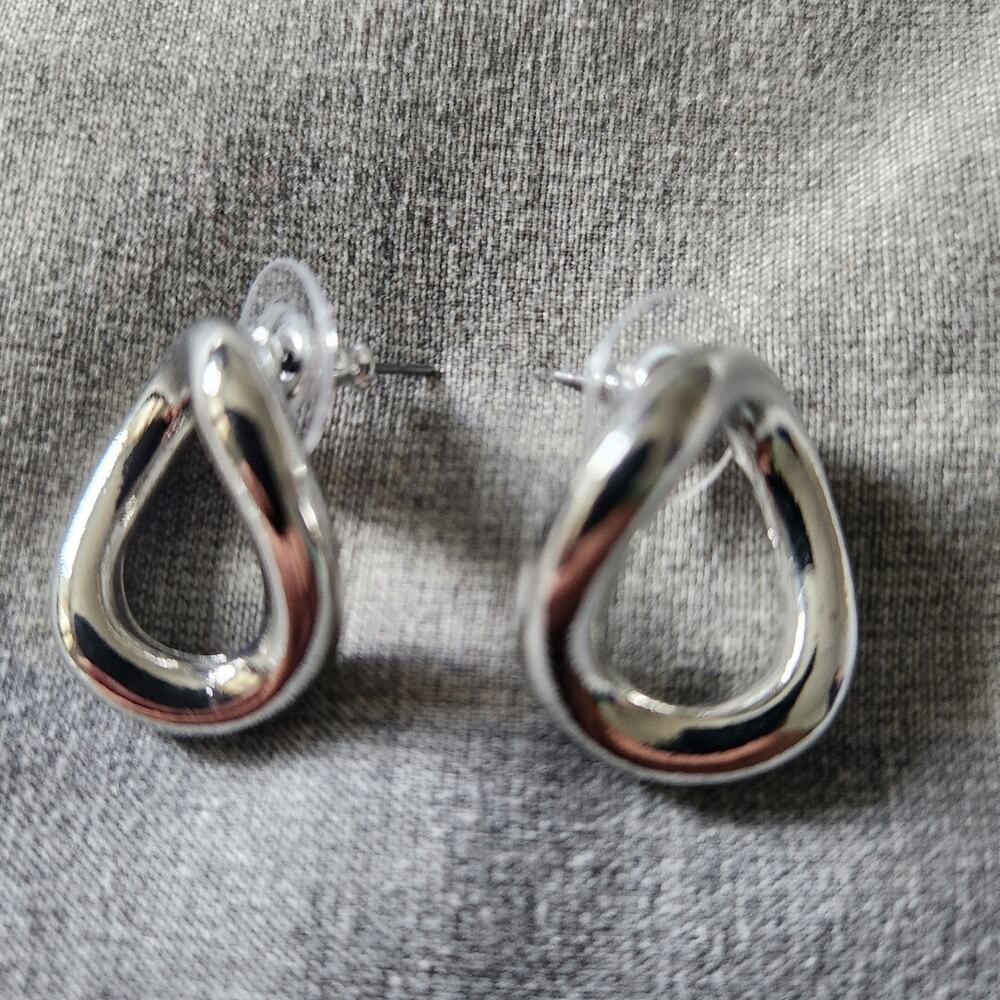 Mia Collection By kim Min Sun‎ Silver earrings